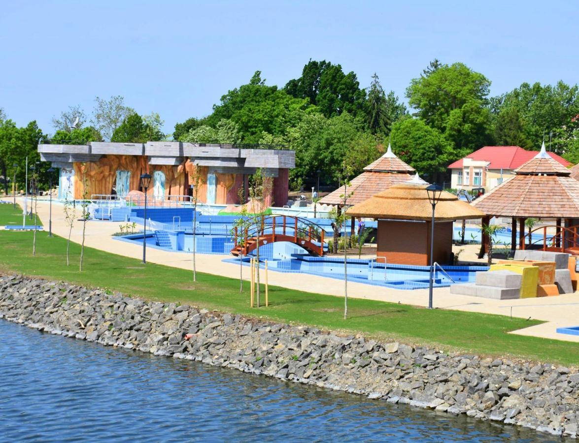 Hungarospa Thermal Hotel Hajduszoboszlo Luaran gambar