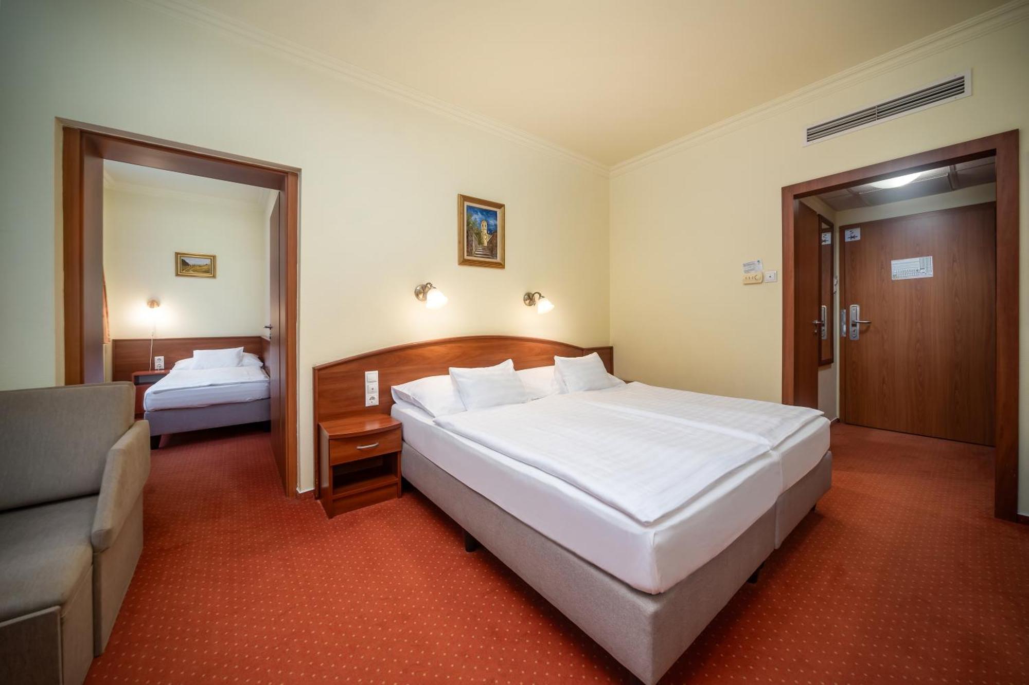 Hungarospa Thermal Hotel Hajduszoboszlo Luaran gambar
